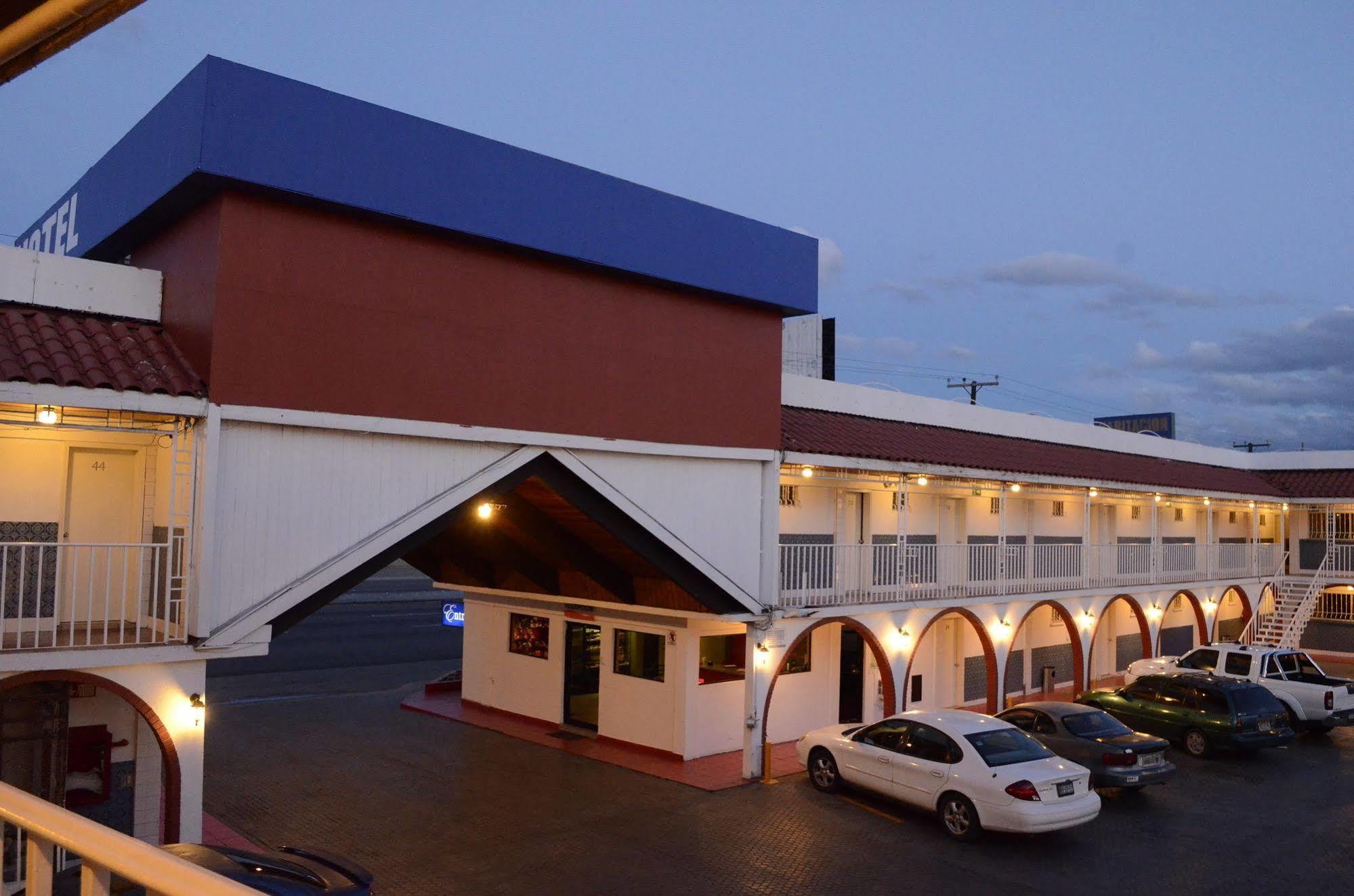 Hotel Boulevard Mexicali Bagian luar foto