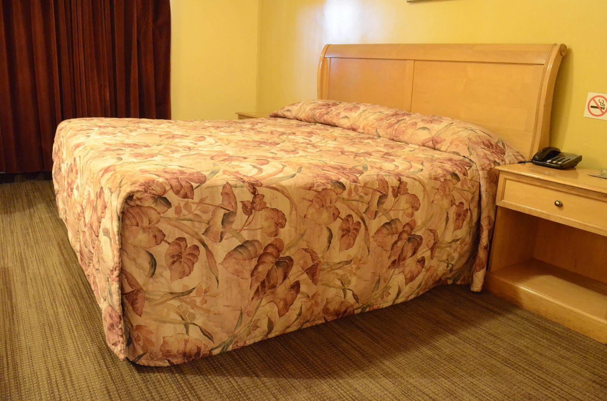 Hotel Boulevard Mexicali Bagian luar foto
