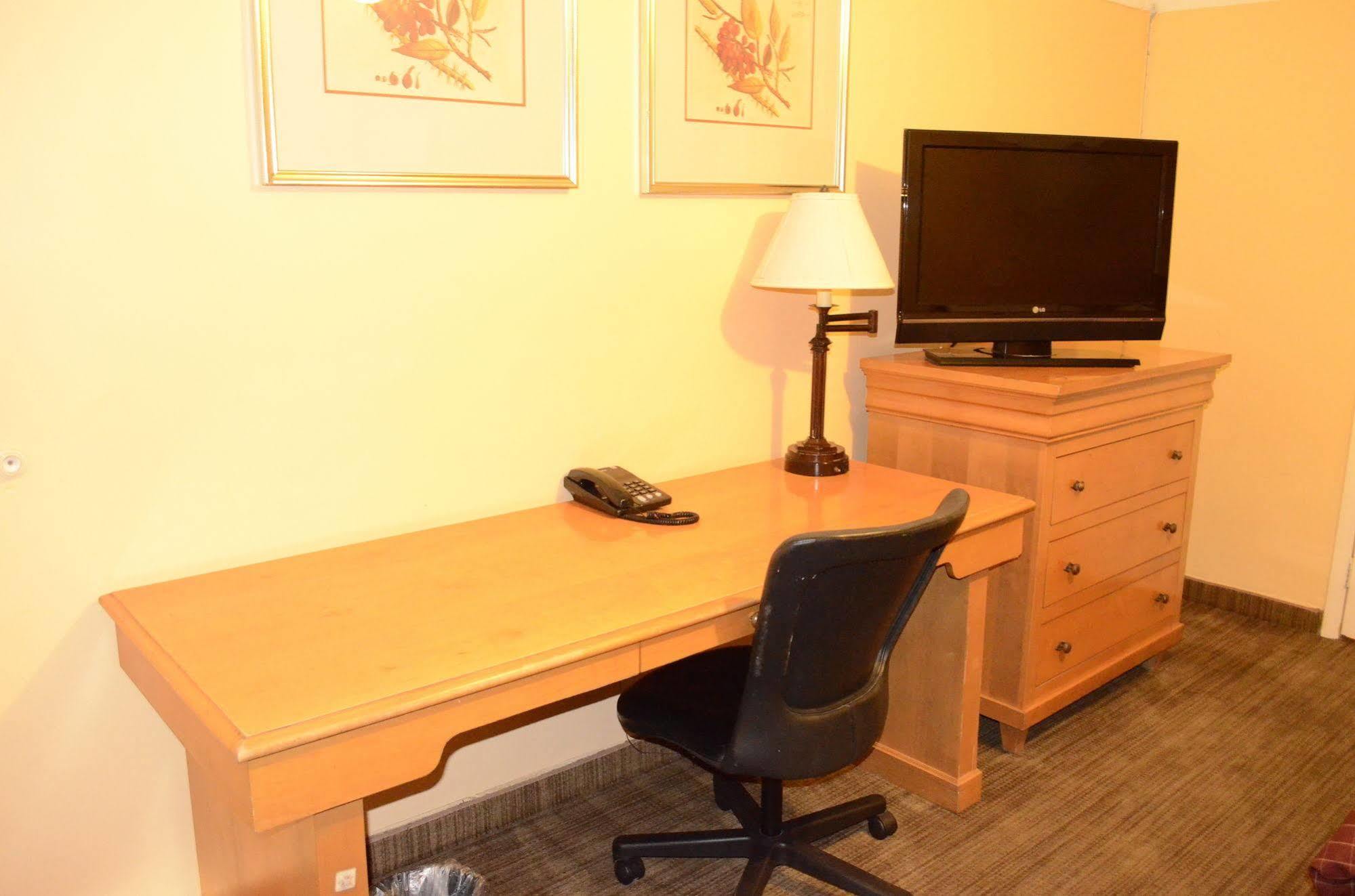 Hotel Boulevard Mexicali Bagian luar foto