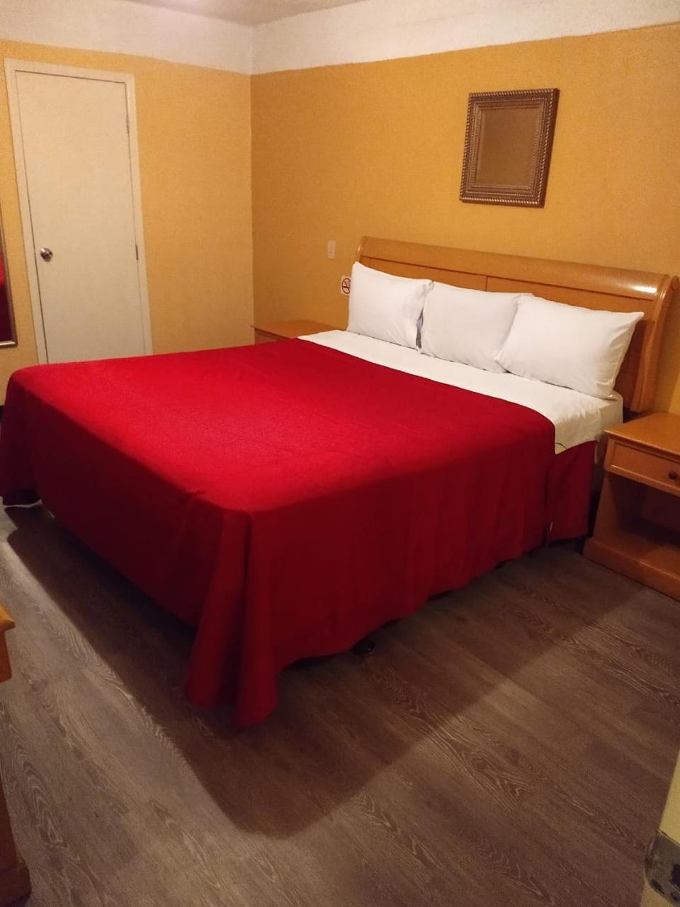 Hotel Boulevard Mexicali Bagian luar foto